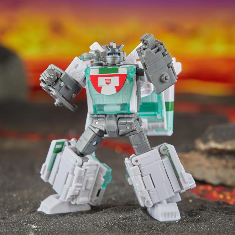 Transformers: Legacy United Voyager Class Origin Wheeljack Gallery Image 4
