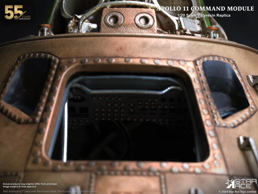 Apollo 11 Command Module 1/20 Scale Replica Gallery Image 9