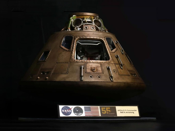 Apollo 11 Command Module 1/20 Scale Replica Gallery Image 1
