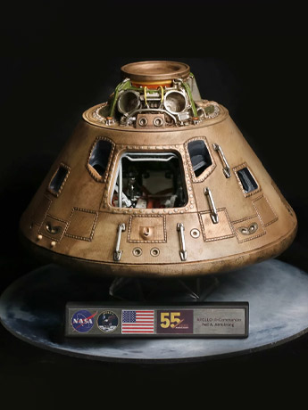 Apollo 11 Command Module (Deluxe Ver.) 1/20 Scale Replica Gallery Image 2