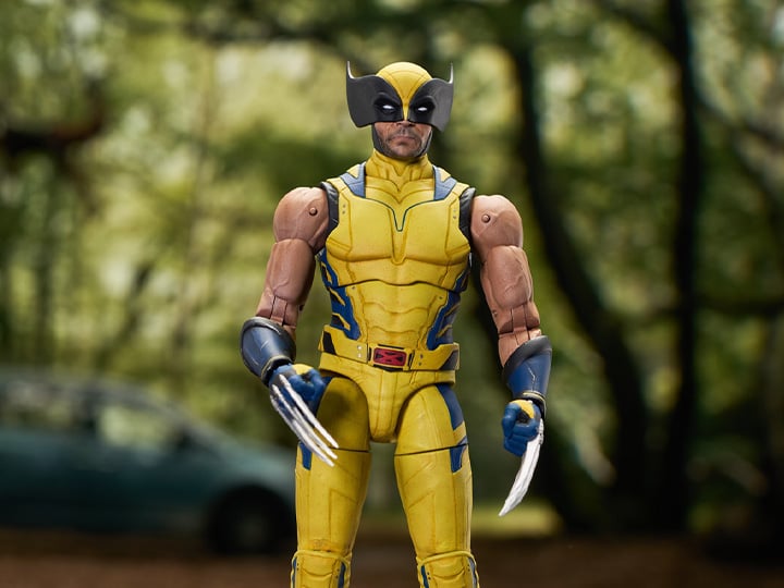 Deadpool & Wolverine Marvel Select Wolverine Action Figure Gallery Image 1