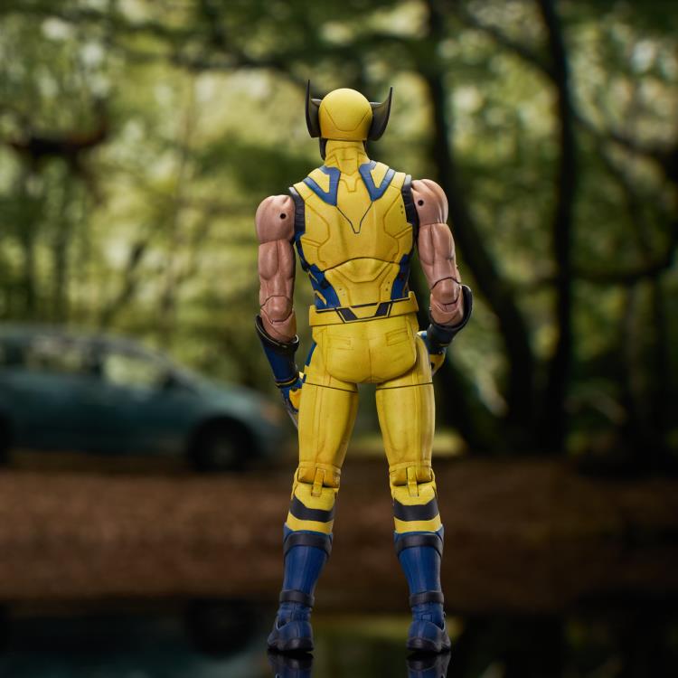 Deadpool & Wolverine Marvel Select Wolverine Action Figure Gallery Image 9
