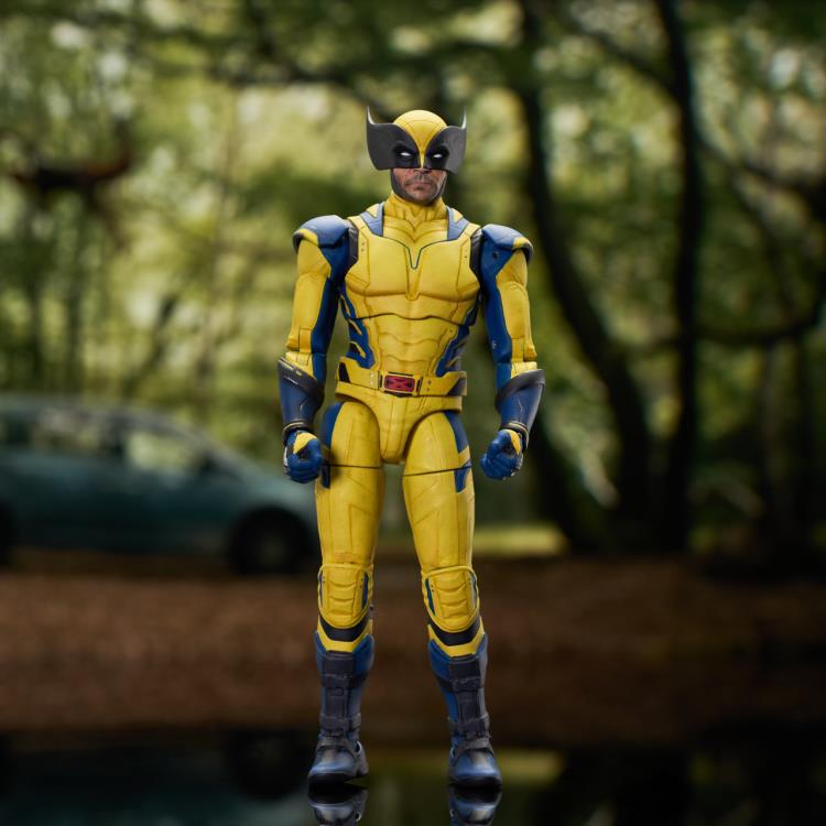 Deadpool & Wolverine Marvel Select Wolverine Action Figure Gallery Image 6