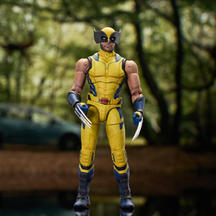 Deadpool & Wolverine Marvel Select Wolverine Action Figure Gallery Image 3