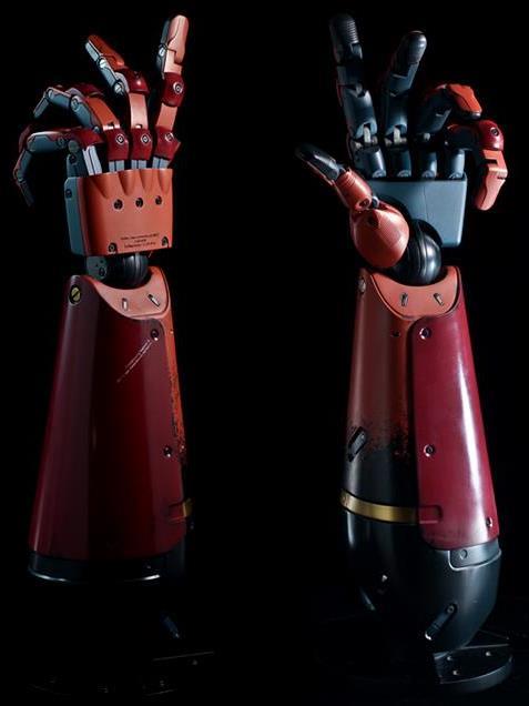 Metal Gear Solid V The Phantom Pain 1/1 Scale Bionic Arm