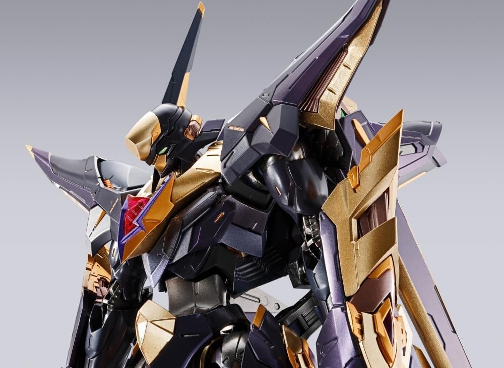 Code Geass: Leleouch of the Rebellion Metal Build Dragon Scale Lancelot Albion Zero Action Figure Gallery Image 5
