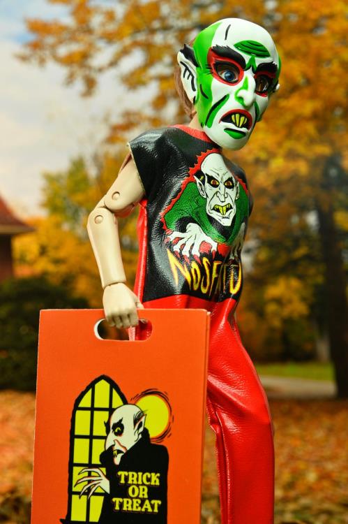 Ben Cooper Costume Kids Collection Nosferatu Costume 6" Clothed Action Figure Gallery Image 4