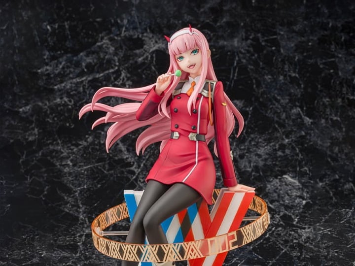 Darling in the Franxx Zero Two 1/7 Scale Figure