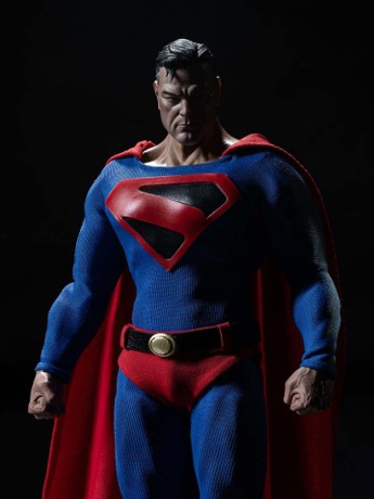 Kingdom Come Superman 1/12 Scale Action Figure Gallery Image 2