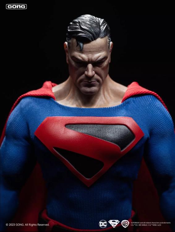 Kingdom Come Superman 1/12 Scale Action Figure Gallery Image 7