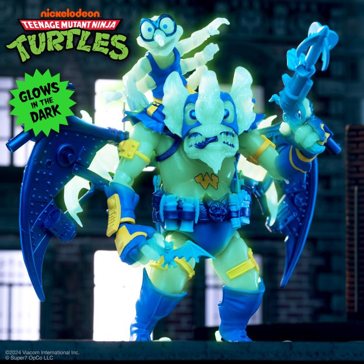 Teenage Mutant Ninja Turtles ULTIMATES! Wingnut & Screwloose (Glow) Action Figure Set Gallery Image 3