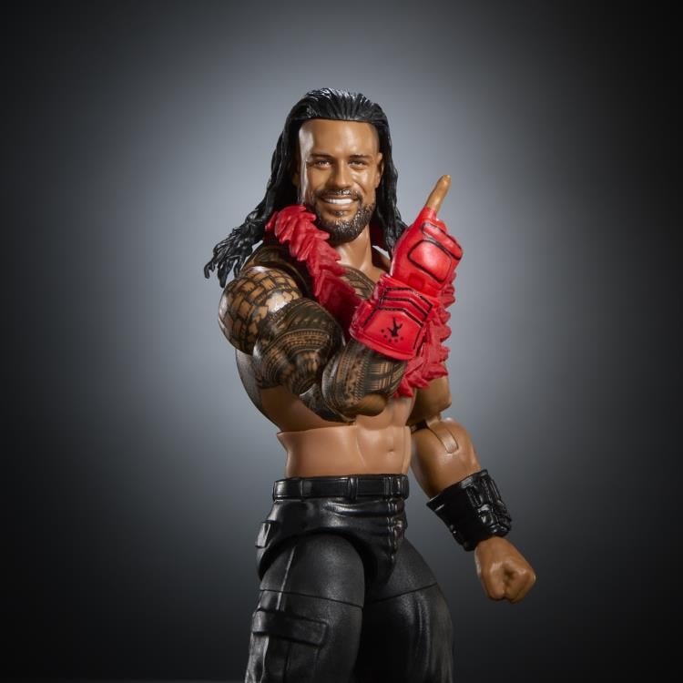 WWE Elite Collection SummerSlam Roman Reigns (William Regal BAF) Gallery Image 6