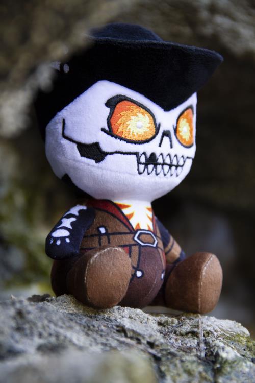 Sea of Thieves Stubbins Captain Flameheart Plush Gallery Image 5