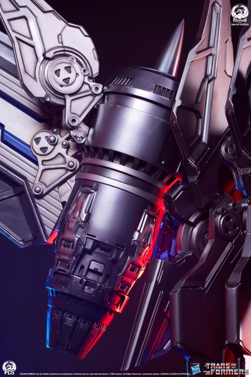 Transformers Museum Scale Optimus Prime (Jet Convoy Edition) Limited Edition Statue Gallery Image 24