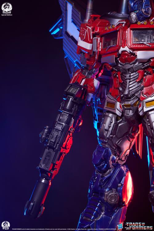 Transformers Museum Scale Optimus Prime (Jet Convoy Edition) Limited Edition Statue Gallery Image 19