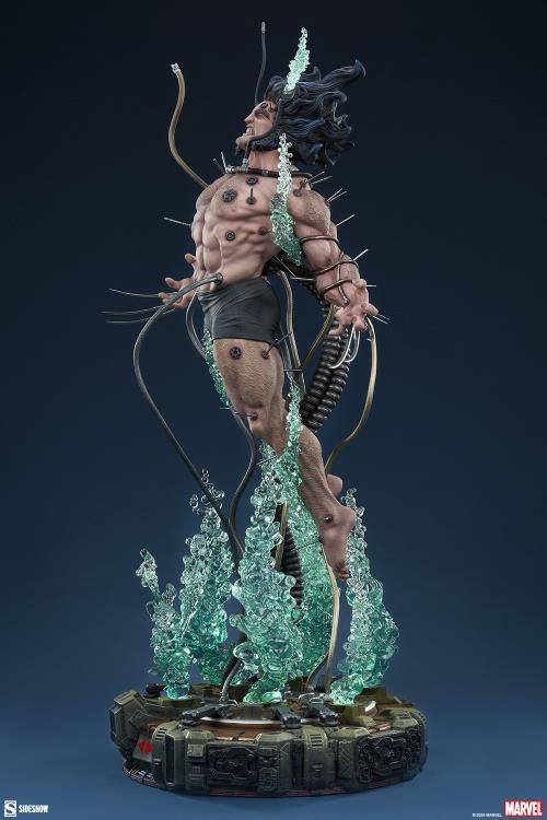 Marvel Premium Format Wolverine: Weapon X Statue Gallery Image 5