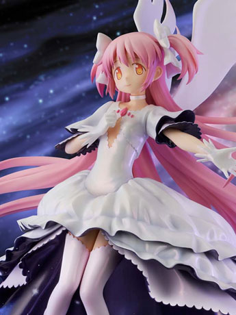 Puella Magi Madoka Magica: The Movie Rebellion Banpresto Evolve Ultimate Madoka Figure Gallery Image 2