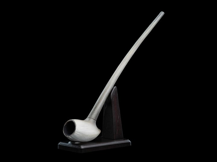 The Lord of the Rings Pipe of Saruman 1/1 Scale Prop Replica Gallery Image 1