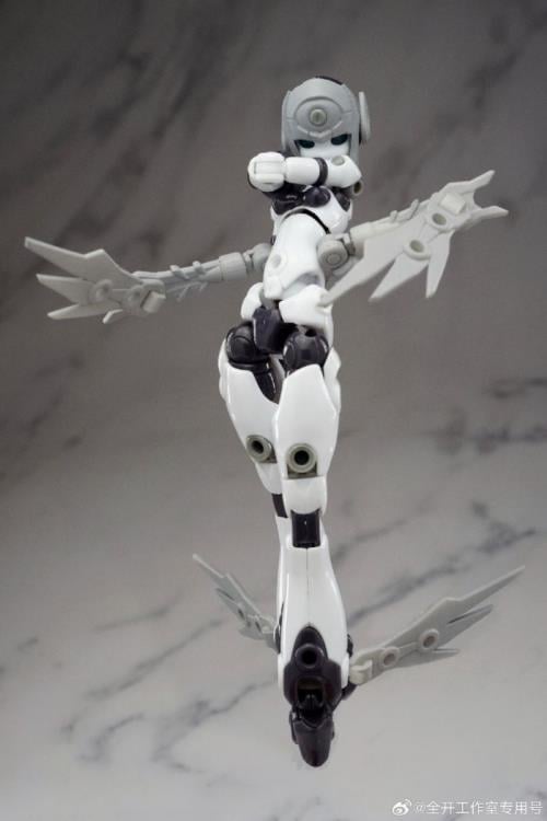 Altered Gene Base Body 01 DOMES I 1/12 Scale Model Kit Gallery Image 5