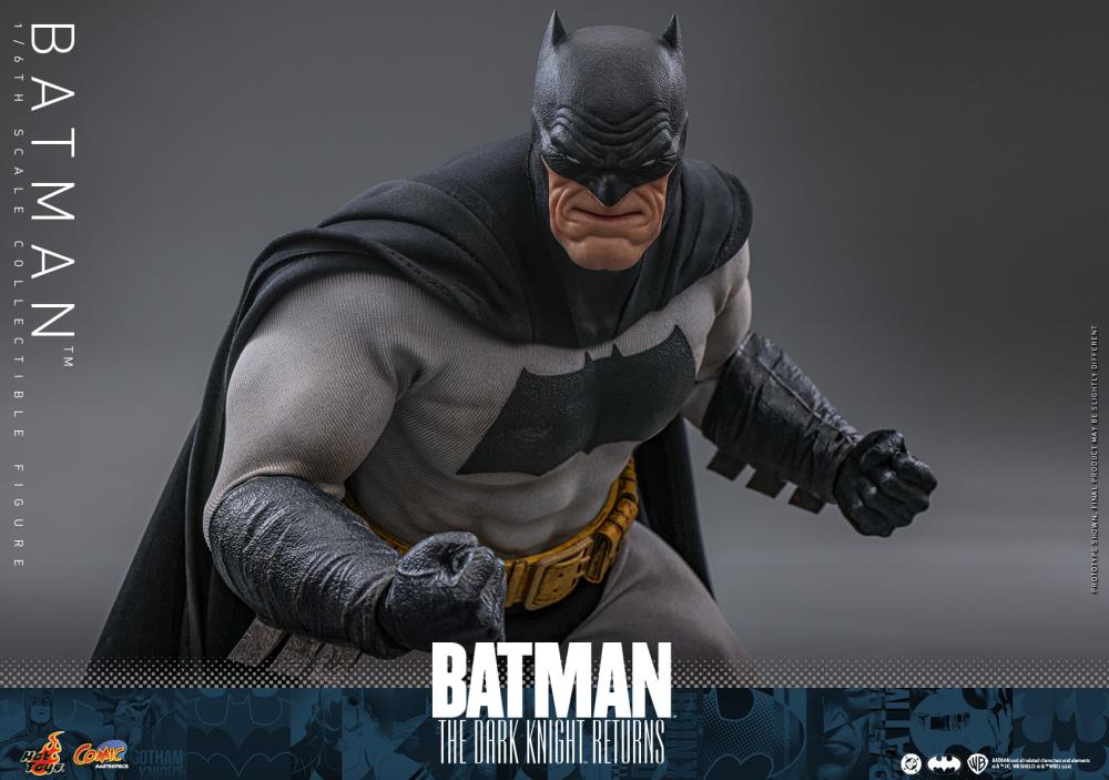 Batman: The Dark Knight Returns CMS024 Batman 1/6th Scale Collectible Figure Gallery Image 19