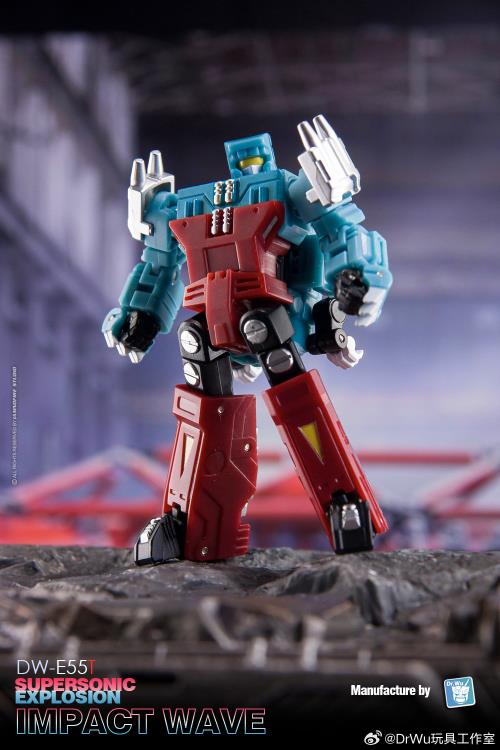 DW-E55T Impact Wave (Supersonic & Explosion) Figure Set Gallery Image 3