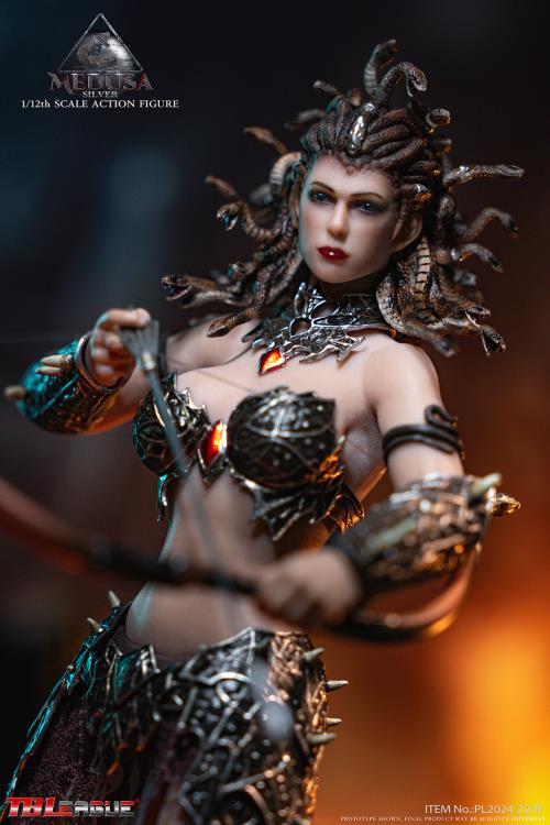 Medusa (Silver Human Form) 1/12 Scale Action Figure Gallery Image 10