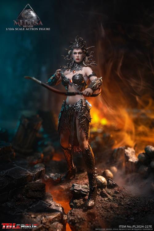 Medusa (Silver Human Form) 1/12 Scale Action Figure Gallery Image 7