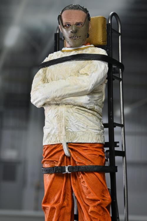 The Silence of the Lambs Dr. Hannibal Lecter (Masked) Action Figure Gallery Image 5