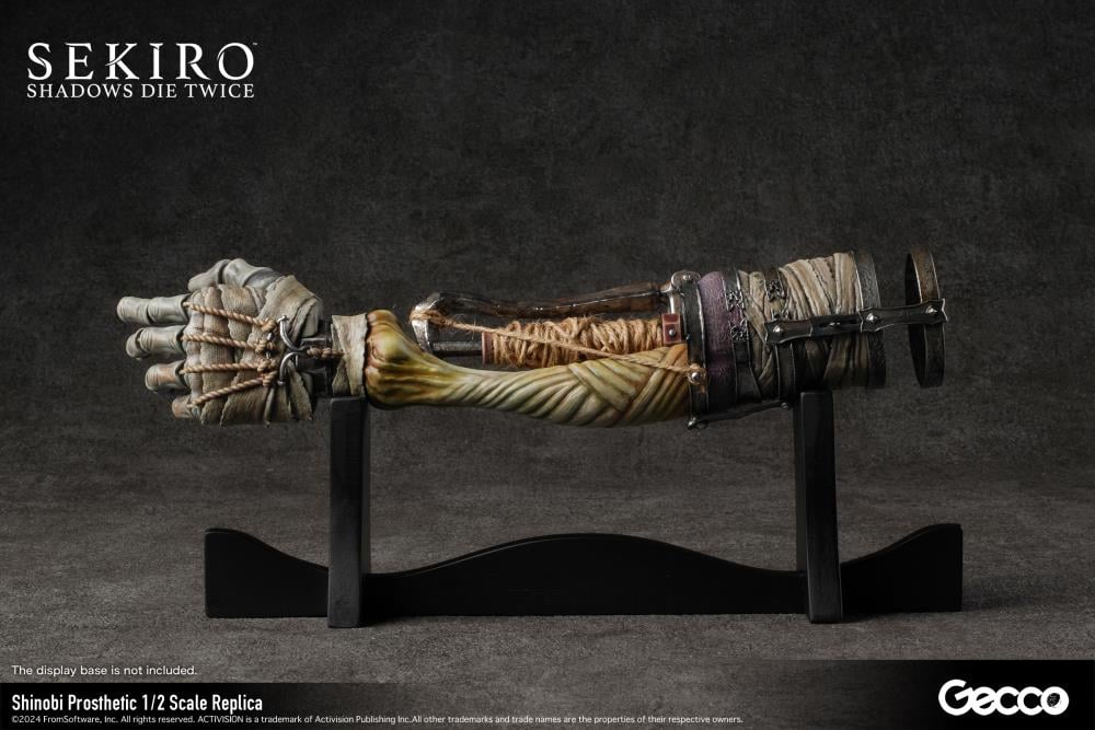 Sekiro: Shadows Die Twice Shinobi Prosthetic 1/2 Scale Replica Gallery Image 15