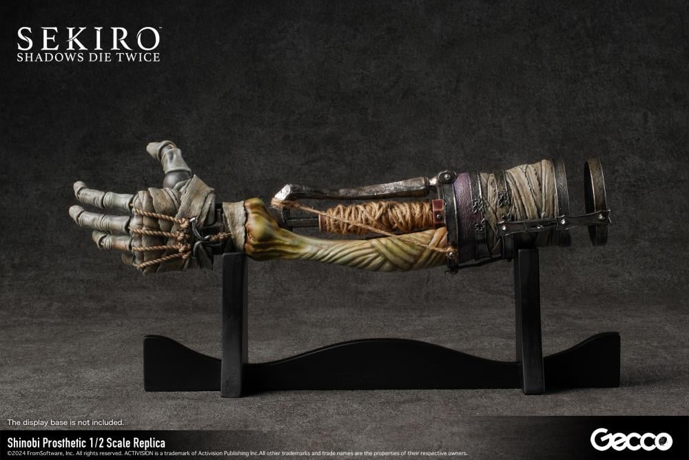 Sekiro: Shadows Die Twice Shinobi Prosthetic 1/2 Scale Replica Gallery Image 17