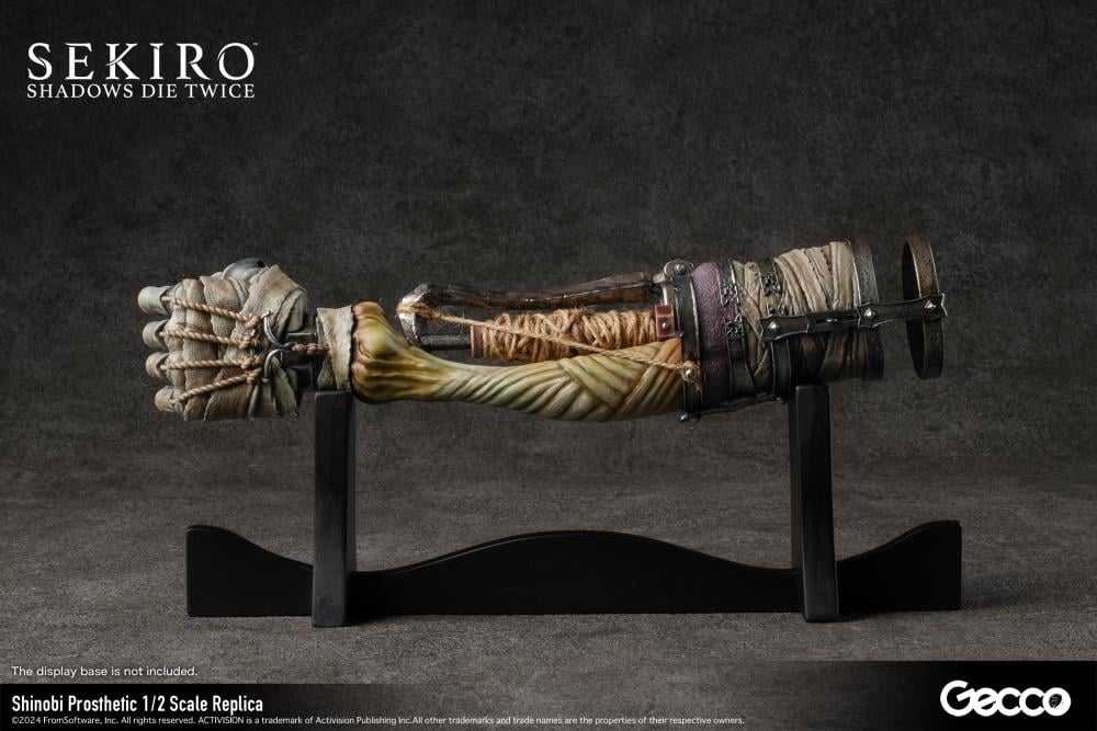 Sekiro: Shadows Die Twice Shinobi Prosthetic 1/2 Scale Replica Gallery Image 13