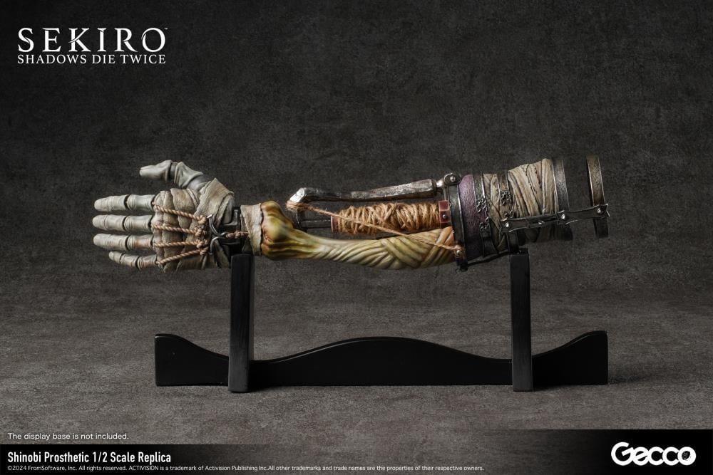Sekiro: Shadows Die Twice Shinobi Prosthetic 1/2 Scale Replica Gallery Image 6