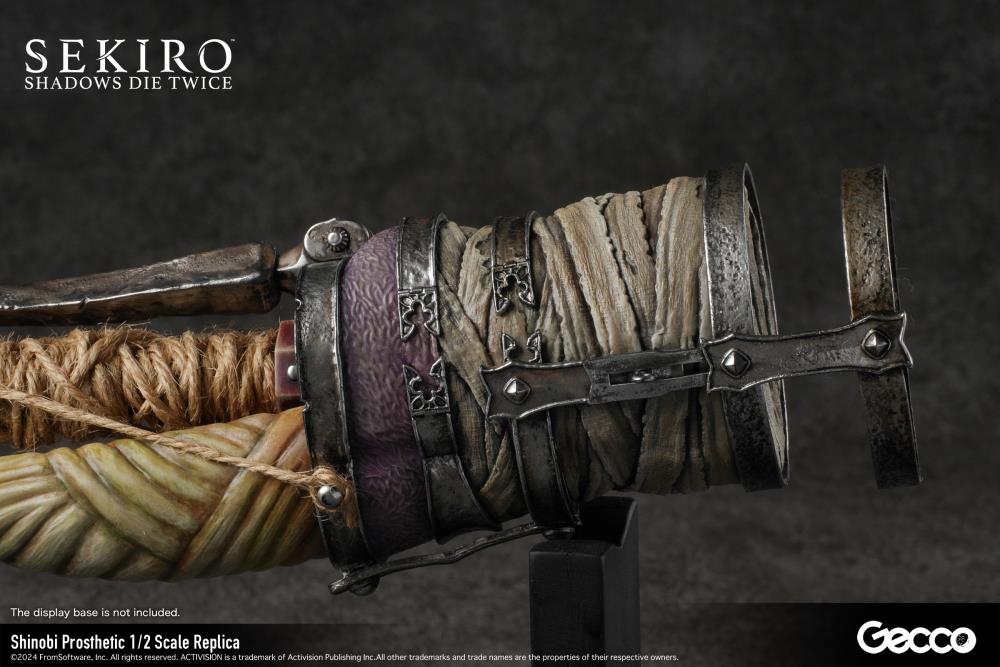 Sekiro: Shadows Die Twice Shinobi Prosthetic 1/2 Scale Replica Gallery Image 21