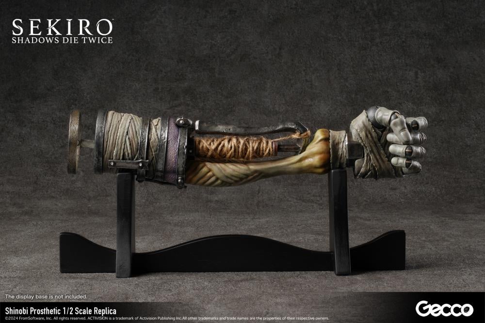 Sekiro: Shadows Die Twice Shinobi Prosthetic 1/2 Scale Replica Gallery Image 12