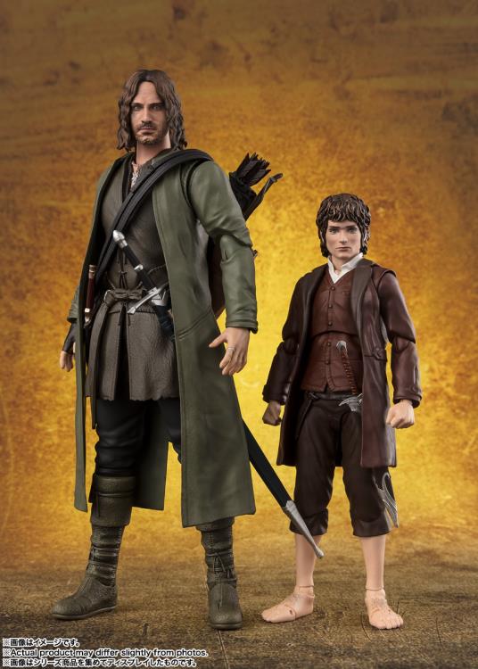 The Lord of the Rings: The Fellowship of the Ring S.H.Figuarts Aragorn Action Figure Gallery Image 7