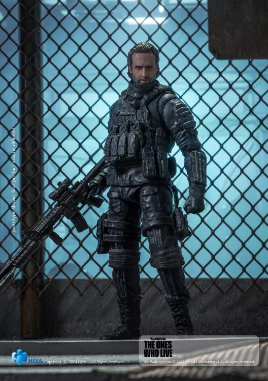 The Walking Dead: The Ones Who Live Exquisite Mini Series Rick Grimes 1/18 Scale PX Previews Exclusive Action Figure Gallery Image 3