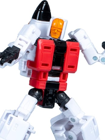 Transformers: Age of the Primes Deluxe Class Aerialbot Slingshot Action Figure Gallery Image 2