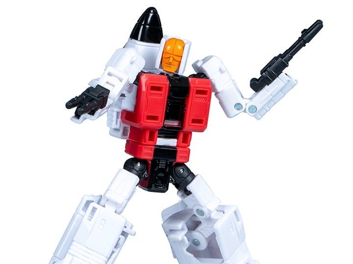 Transformers: Age of the Primes Deluxe Class Aerialbot Slingshot Action Figure Gallery Image 1