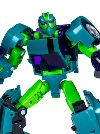 Transformers: Age of the Primes Deluxe Class Fugitive Waspinator Action Figure Gallery Image 2