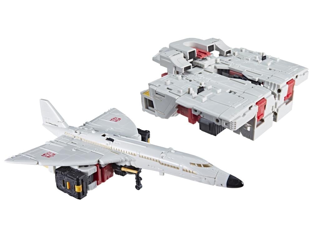 Transformers: Age of the Primes Commander Class Aerialbot Silverbolt Action Figure Gallery Image 5