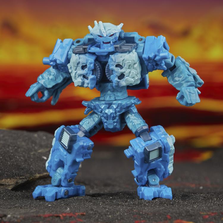 Transformers: Legacy United Star Raider Thundertron, Star Raider Nightstrike, & Infernac Universe Calcitron Exclusive Action Figure Set Gallery Image 7