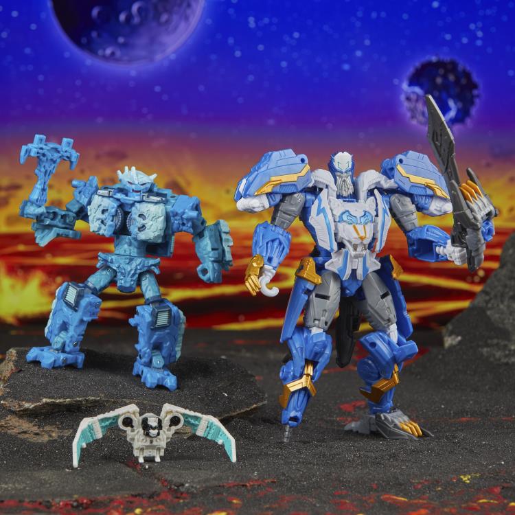 Transformers: Legacy United Star Raider Thundertron, Star Raider Nightstrike, & Infernac Universe Calcitron Exclusive Action Figure Set Gallery Image 3
