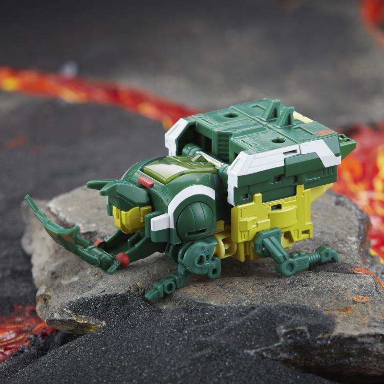 Transformers: Legacy United Doom 'n Destruction Collection Wrecker Malleus Minotaurus, Chop Shop, & Barrage Exclusive Action Figure Set Gallery Image 14