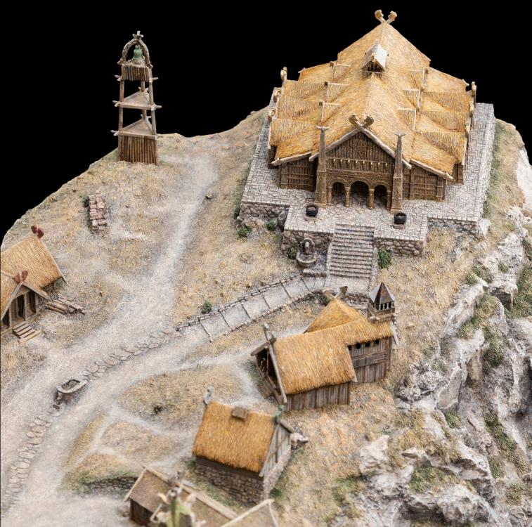 The Lord of the Rings Edoras Limited Edition Environment Statue Gallery Image 10