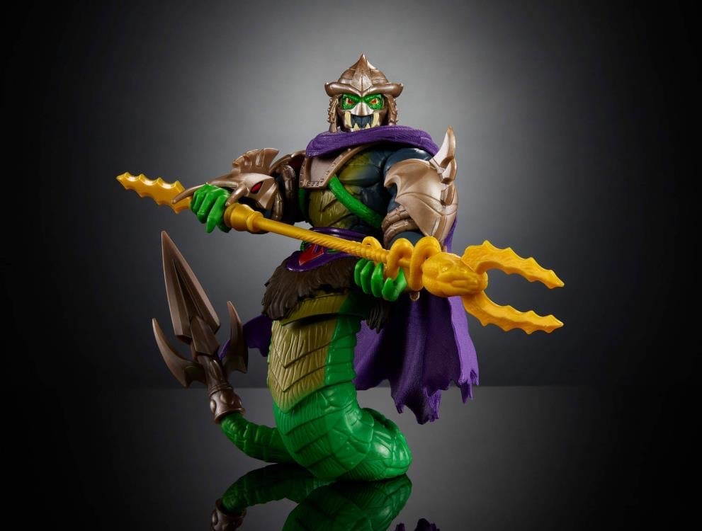 Masters of the Universe: Origins Turtles of Grayskull Super Shredder Deluxe Action Figure Gallery Image 3