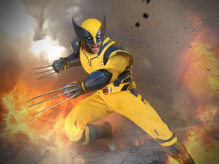 Deadpool & Wolverine One:12 Collective Wolverine (Deluxe Edition) Action Figure Gallery Image 1
