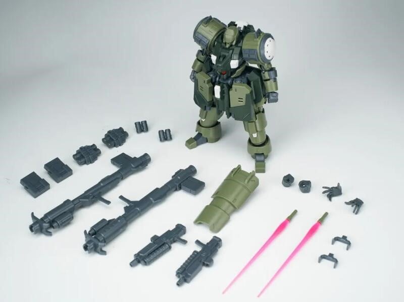 Ultra Action Trooper Series ZA-08 Zarov (Jungle Green Ver.) 1/144 Model Kit Gallery Image 8