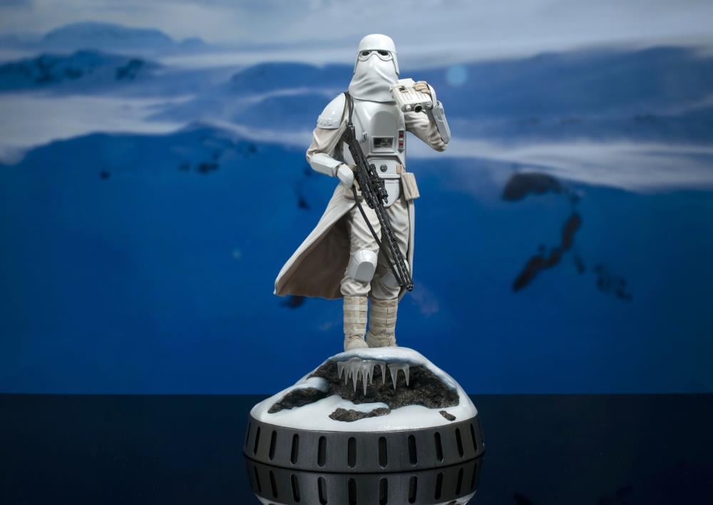 Star Wars: The Empire Strikes Back Milestones Imperial Snowtrooper 1/6 Scale Limited Edition Statue Gallery Image 6
