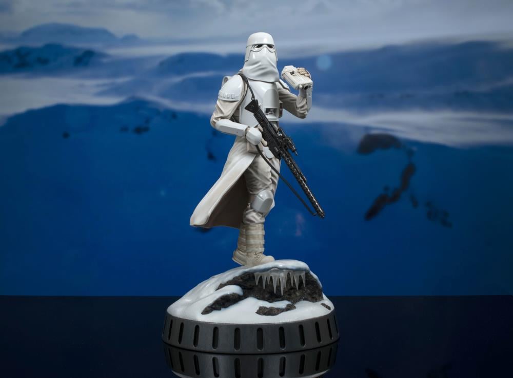 Star Wars: The Empire Strikes Back Milestones Imperial Snowtrooper 1/6 Scale Limited Edition Statue Gallery Image 7