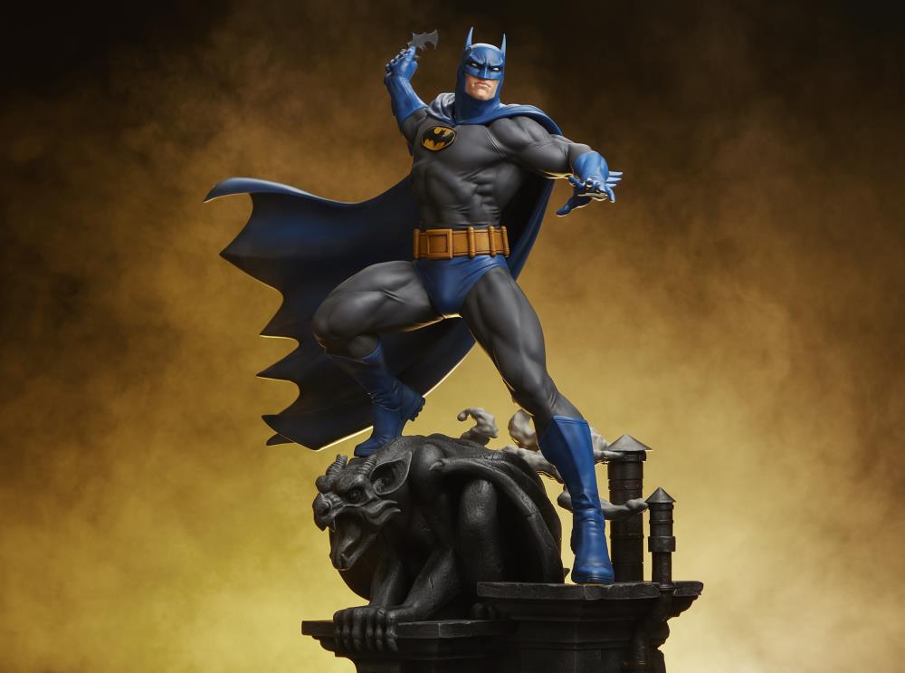 DC Comics Batman Retro Edition 1/6 Scale Maquette Gallery Image 3